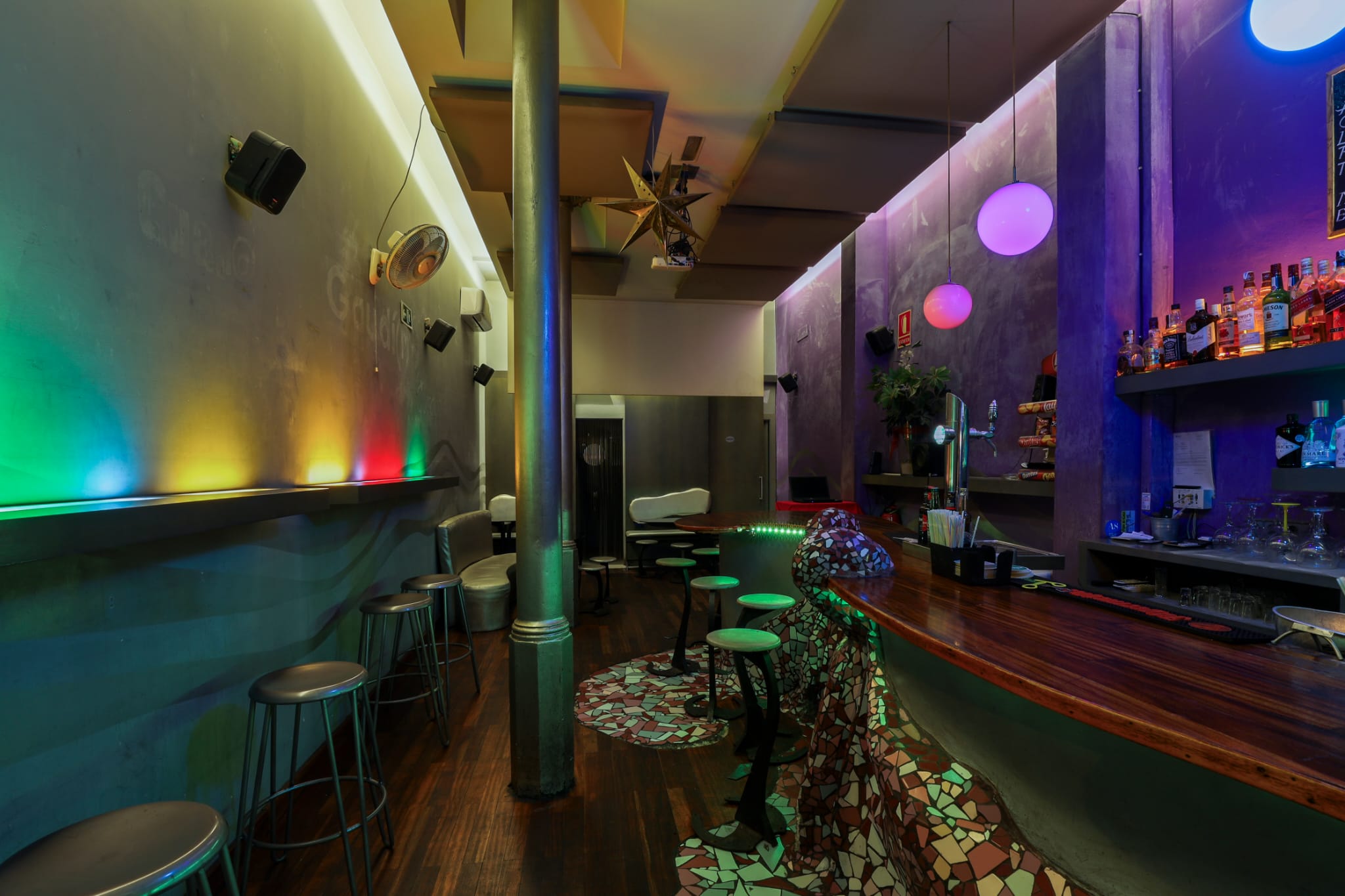 Interior del local de fiestas privadas en Eixample Barcelona